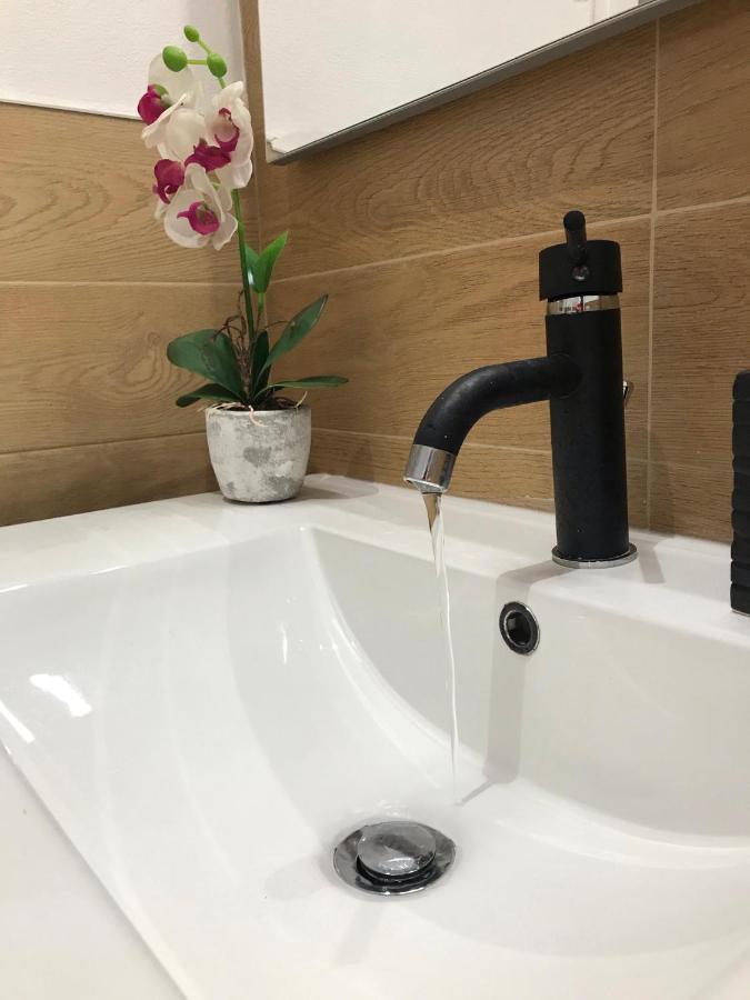 칼리아리 Casa Sorrisiesogni 아파트 외부 사진